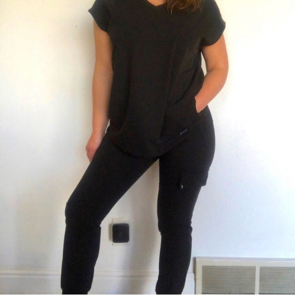 Jaanu Black Jogger Scrub Set, Sz XS